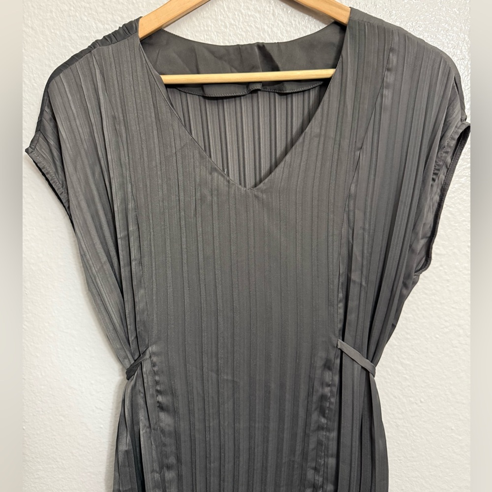 Grade & Gather Pleated Tie Dress - Picture 12 of 13